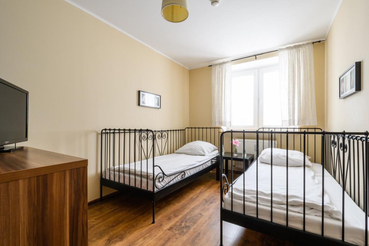 Hostel Krokodyl-Stara Praga Варшава Экстерьер фото